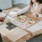 Einrichtungsberatung bei der Arbeit Airbnb Inneneinrichtung