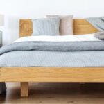 Ein metallfreies Bett aus Massivholz für den erholsamsten Schlaf